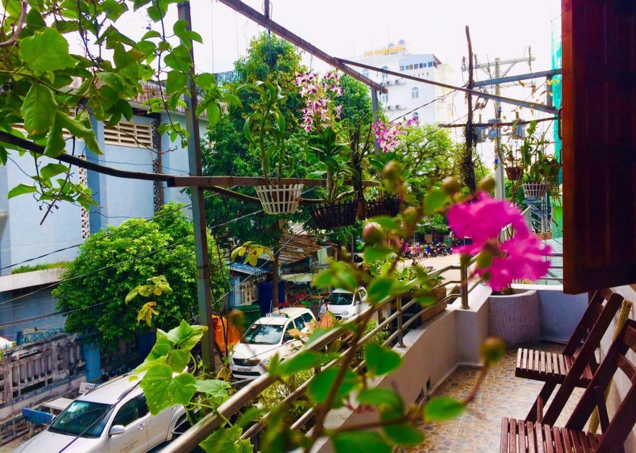 Hoang Bao Vy - Night Market Guesthouse Phú Quốc Exterior foto